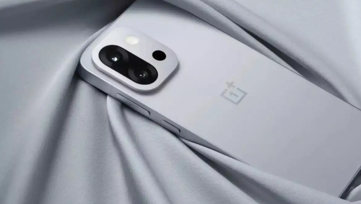 OnePlus 13s નવો સ્માર્ટફોન – 2025નું મોડર્ન ડિઝાઇન અને પાવરફુલ ફીચર્સ સાથે